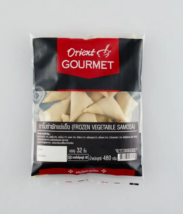 ซาโมซ่าผัก 480g (1bg x 32pcs x 15g) - Pack